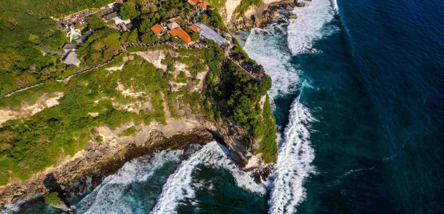 Investment freehold five bedroom real estate for sale in Lovina
